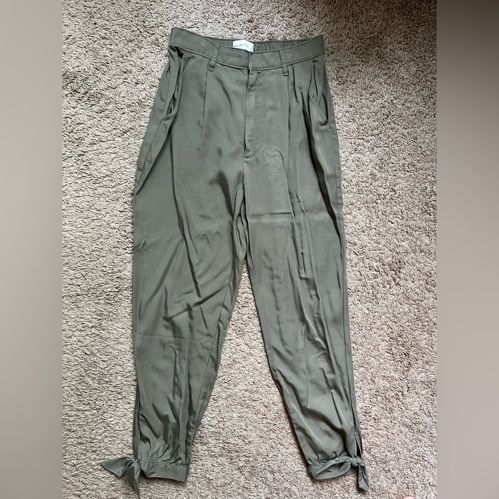 Abercrombie trousers